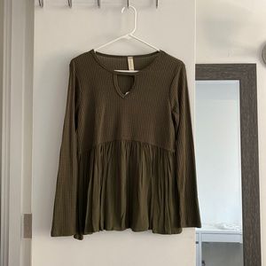 NWT Altard State Top